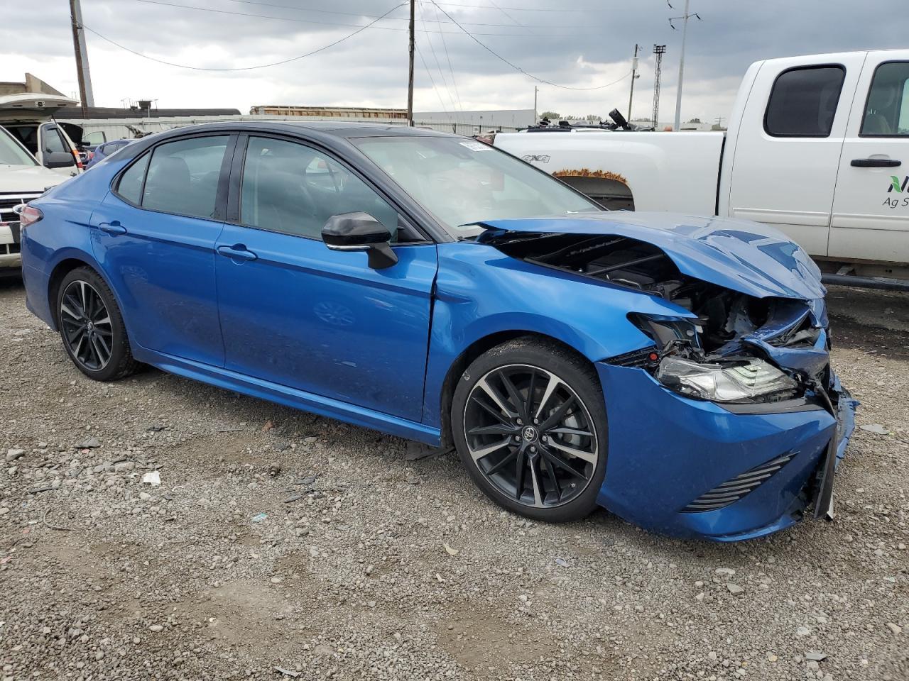 2019 Toyota Camry Xse - Image 4