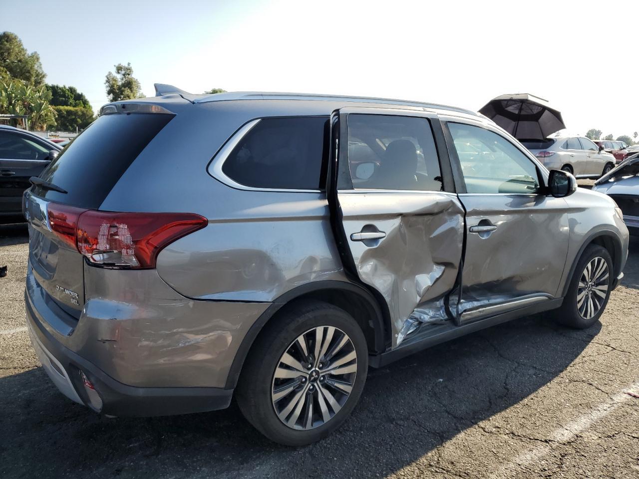 2019 Mitsubishi Outlander Se - Image 3