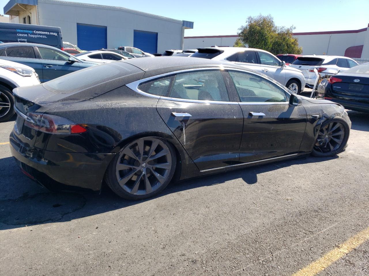 2020 Tesla Model S - Фото 3