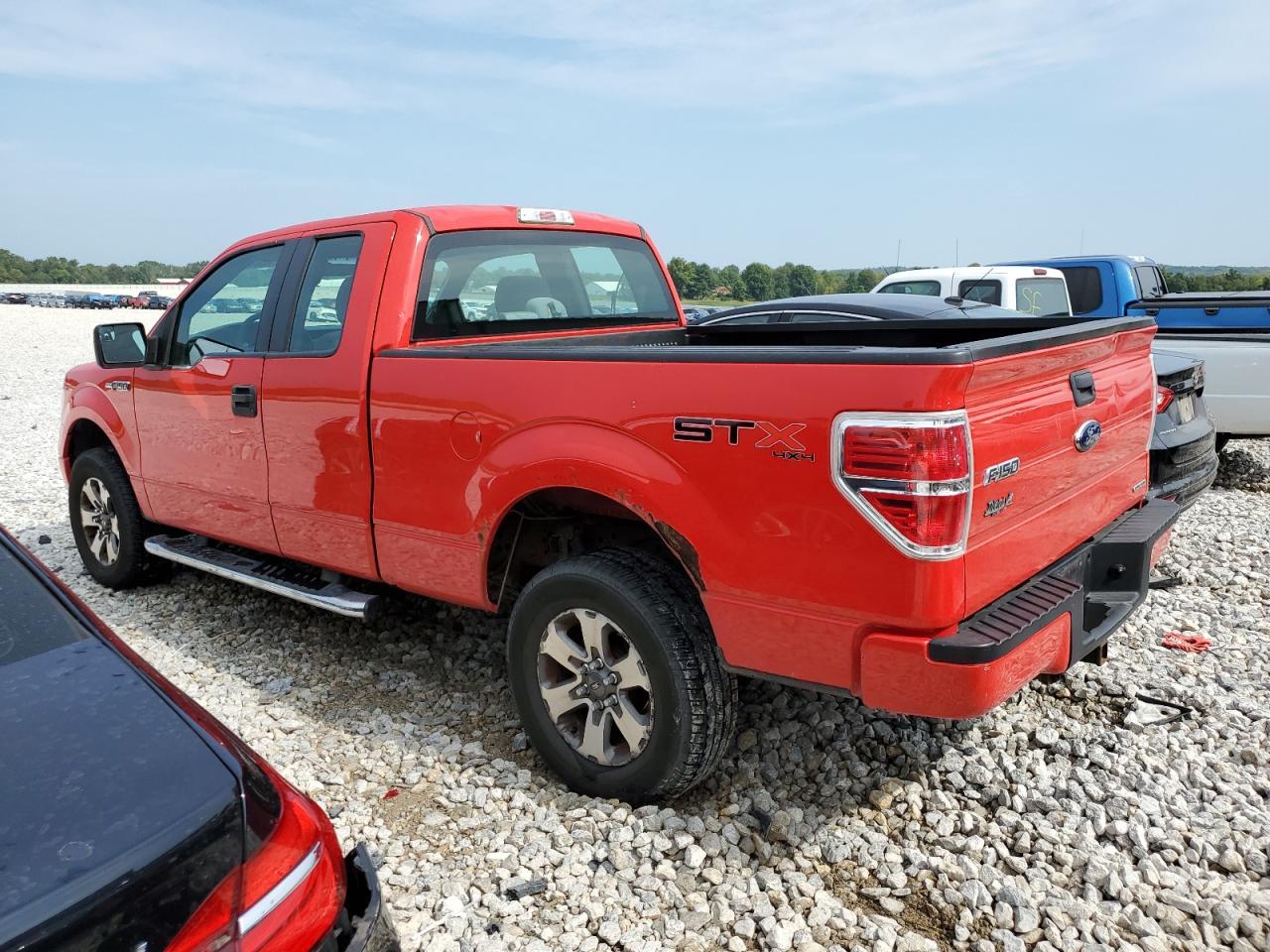 2013 Ford F150 Super Cab - Фото 2