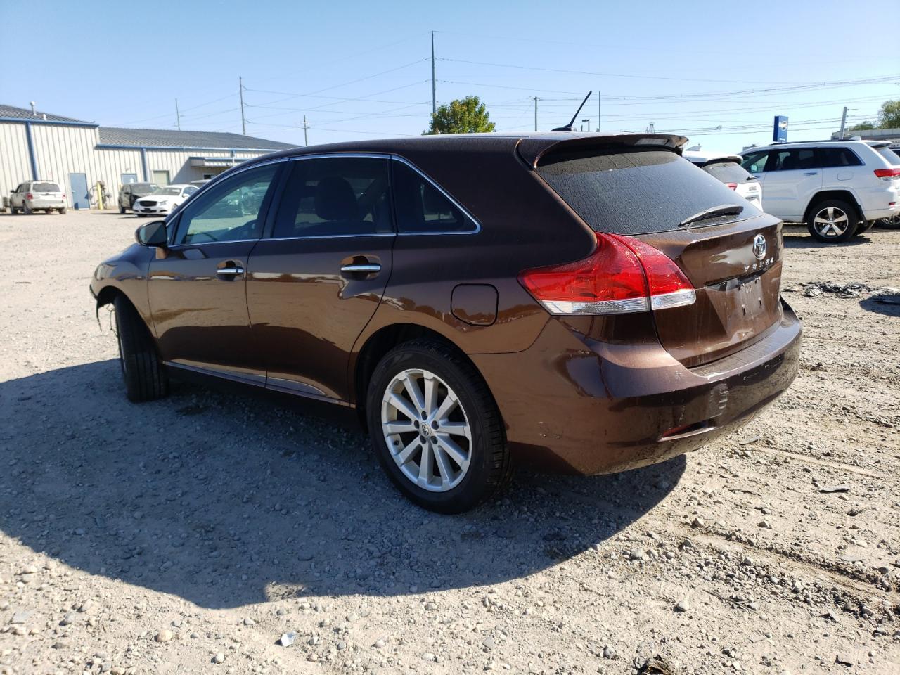 2010 Toyota Venza - Image 2