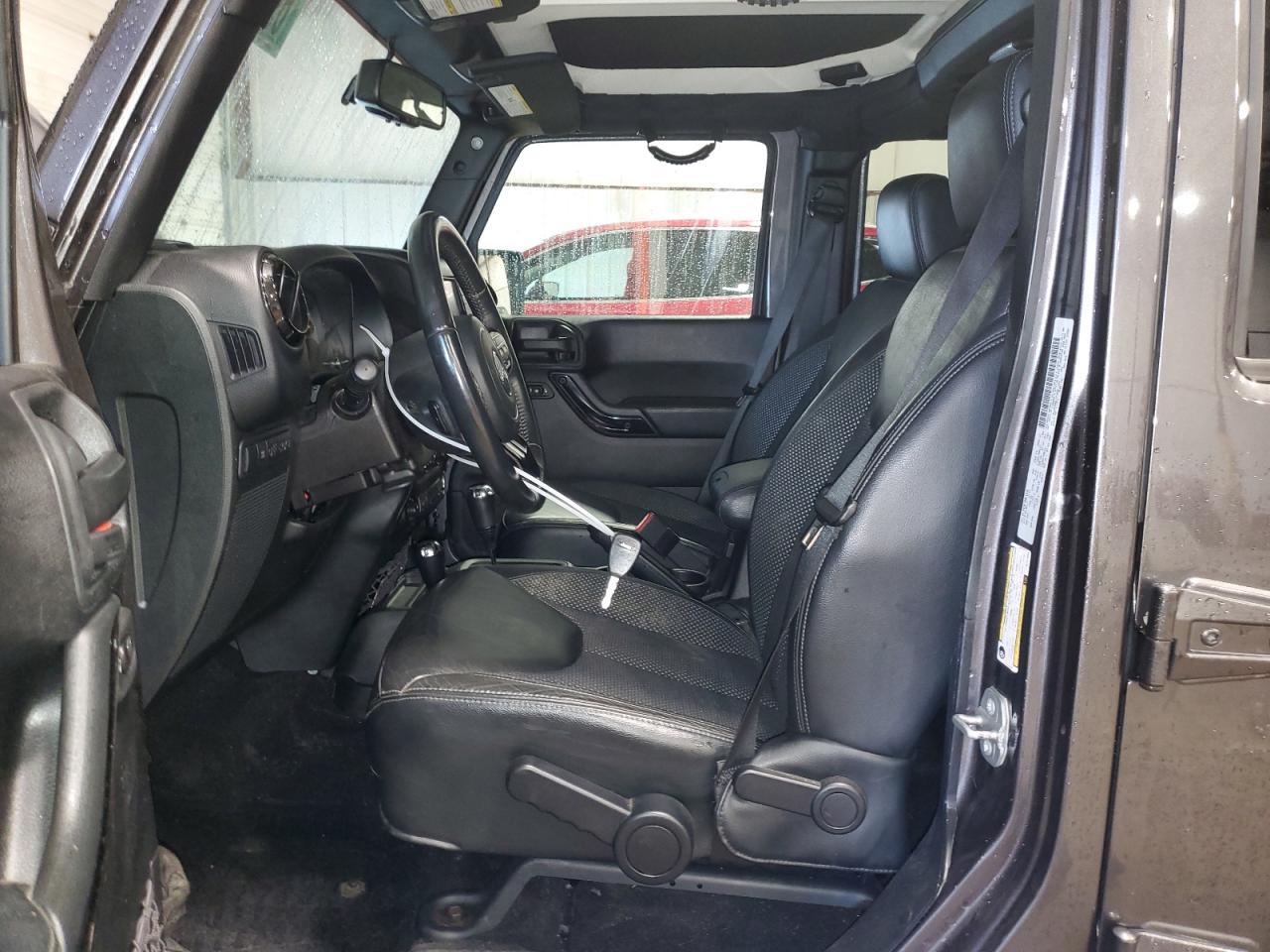 2016 Jeep Wrangler Unlimited Sahara - Фото 7