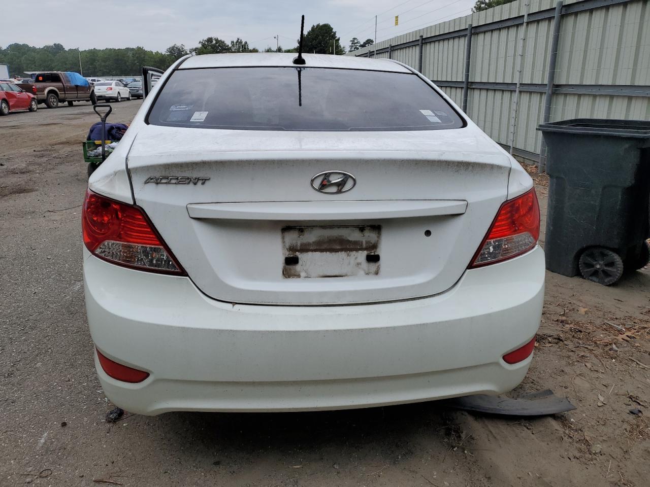 2014 Hyundai Accent Gls - Image 6