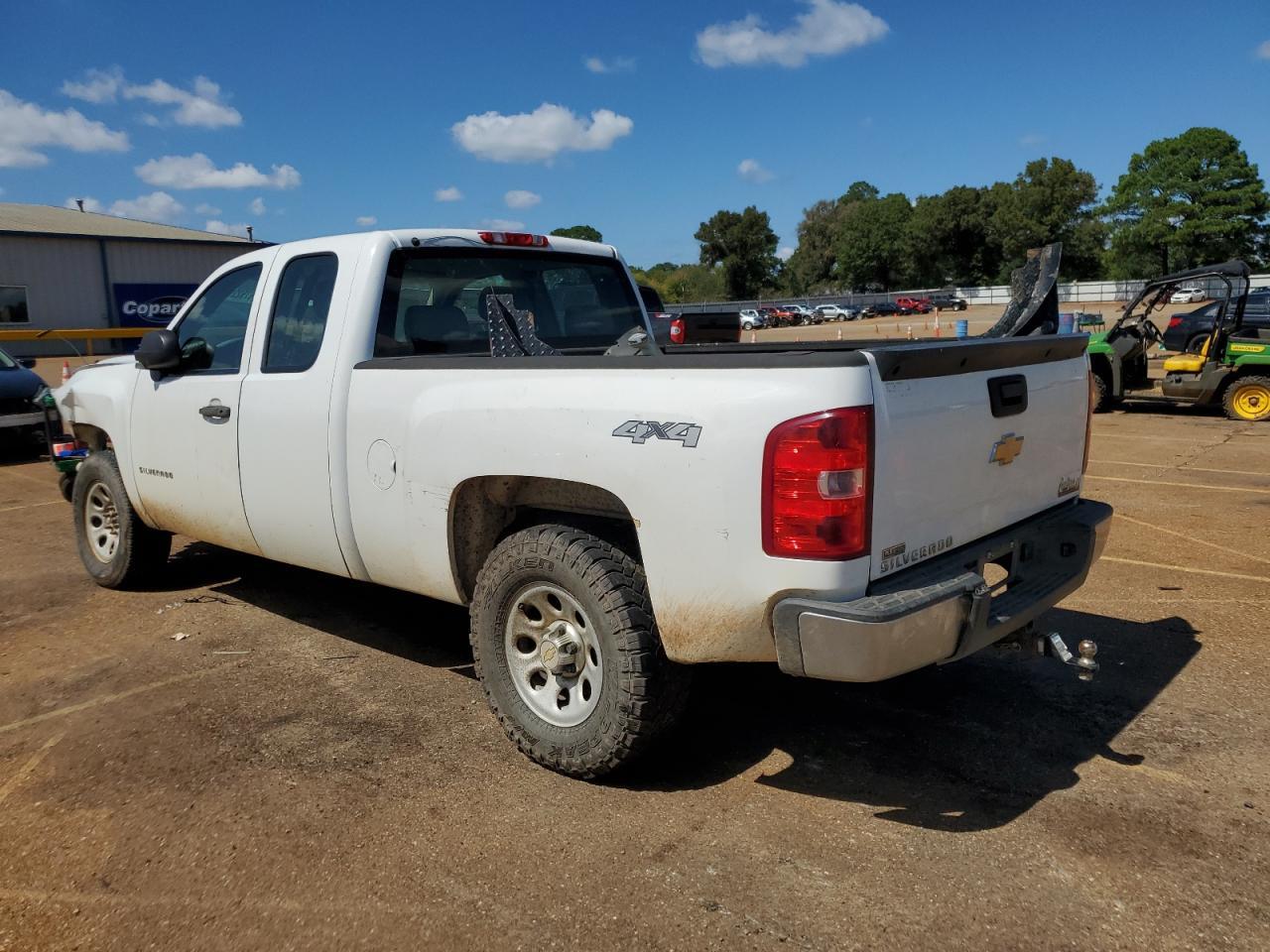 2011 Chevrolet Silverado K1500 - Фото 3