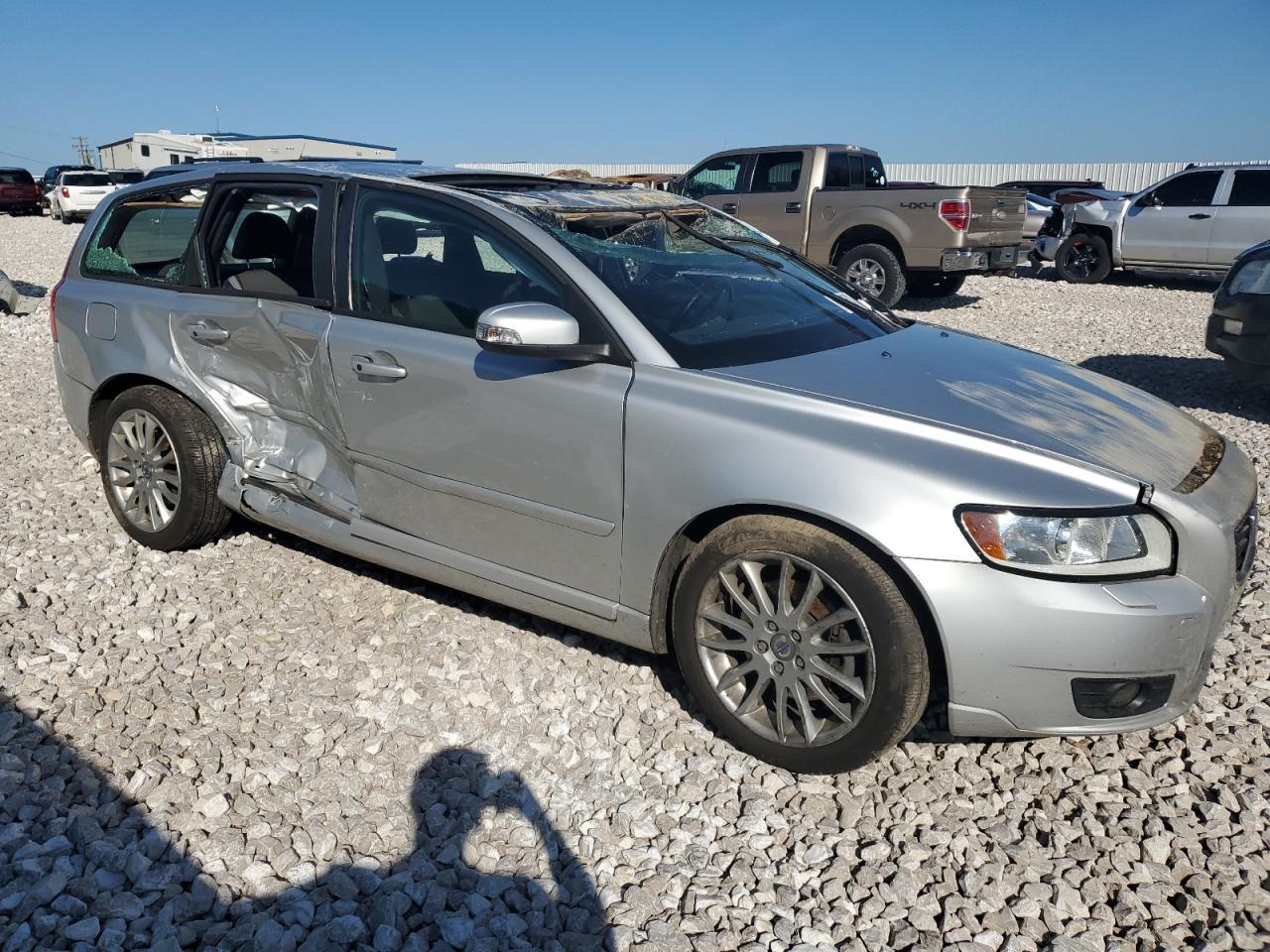 2010 Volvo V50 2.4I - Фото 4