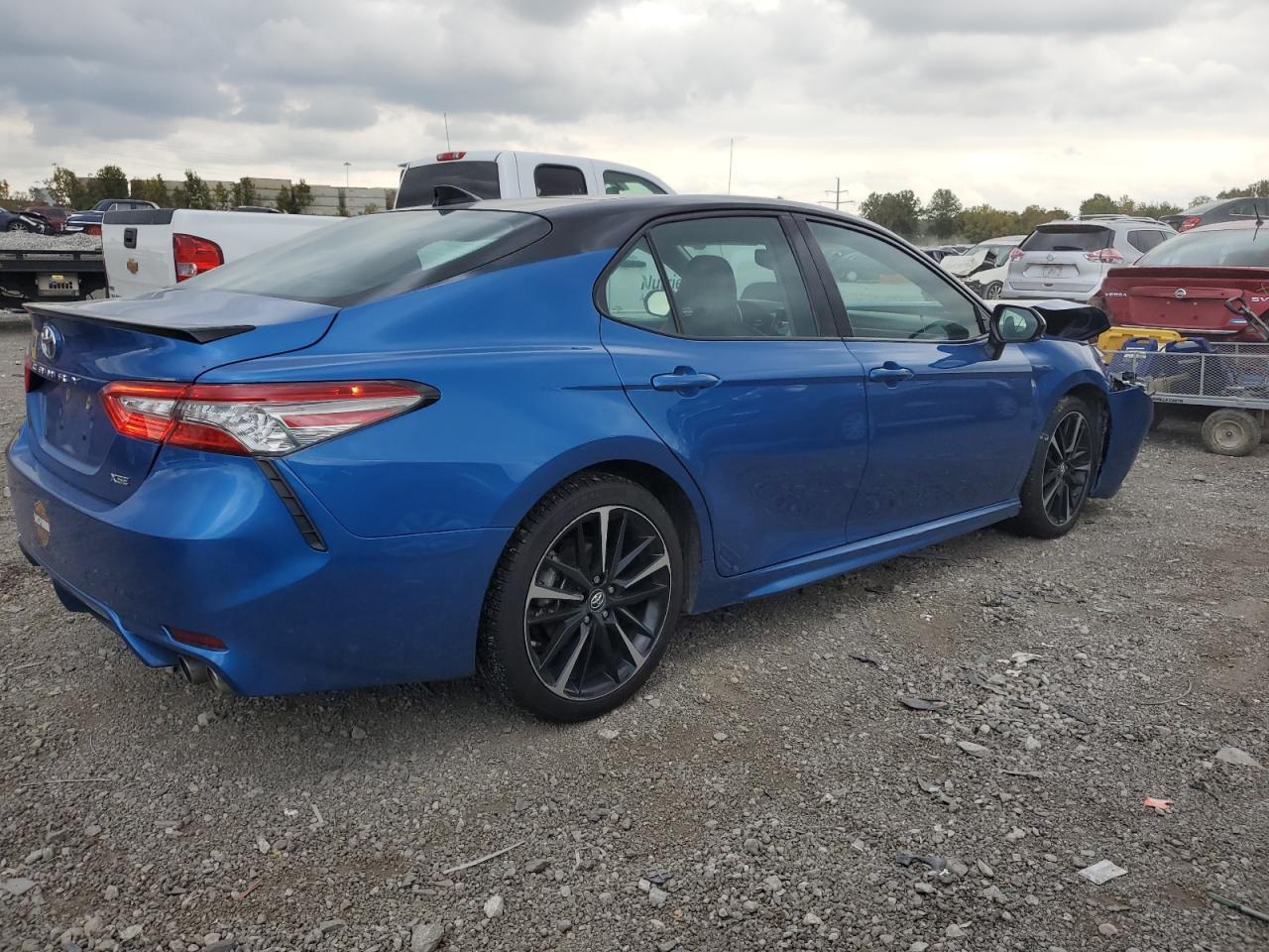 2019 Toyota Camry Xse - Image 3