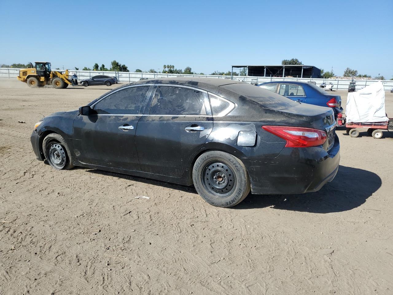 2016 Nissan Altima 2.5 - Фото 2