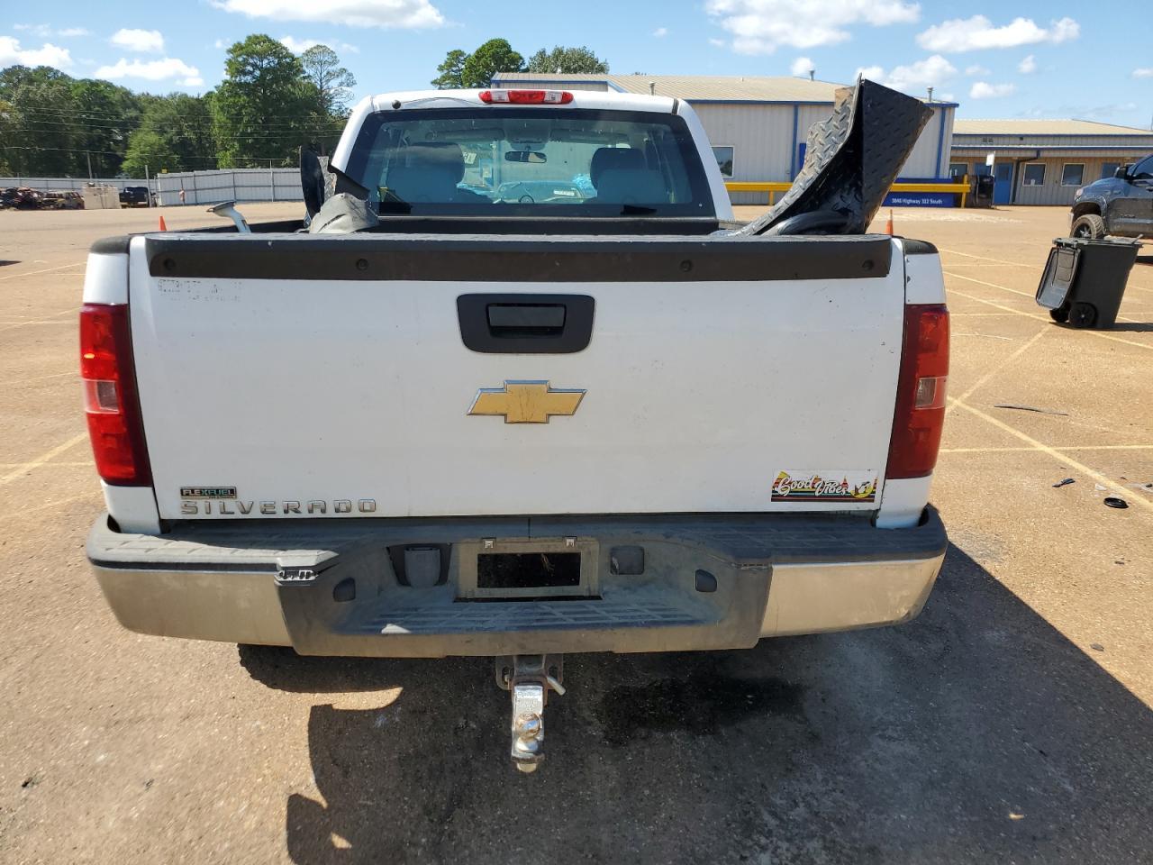 2011 Chevrolet Silverado K1500 - Image 6