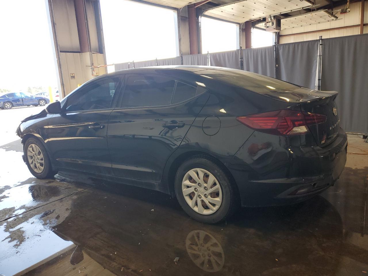 2019 Hyundai Elantra Se - Фото 3