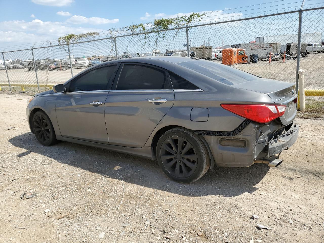 2013 Hyundai Sonata Se - Фото 2