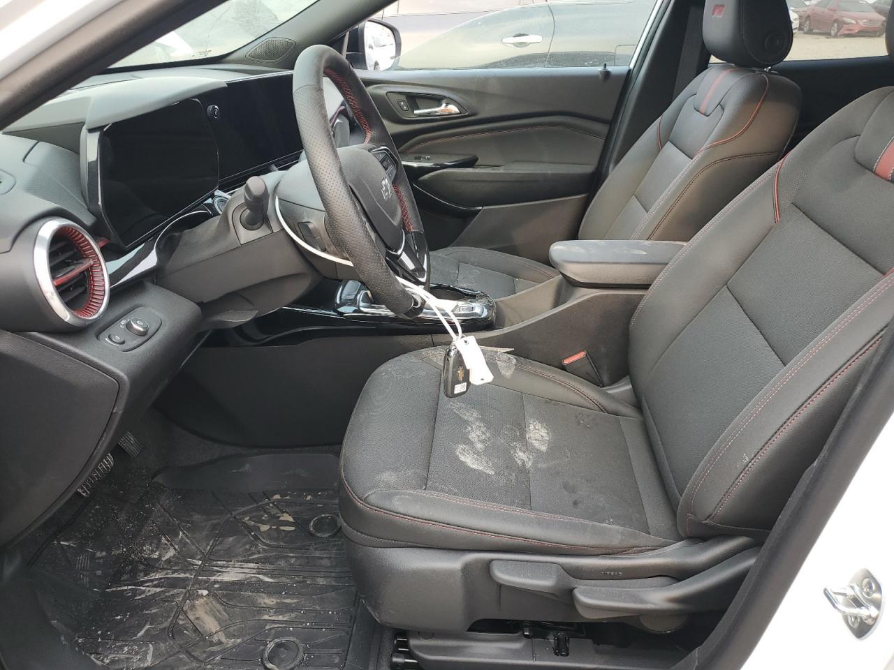 2025 Chevrolet Trax 2Rs - Фото 7