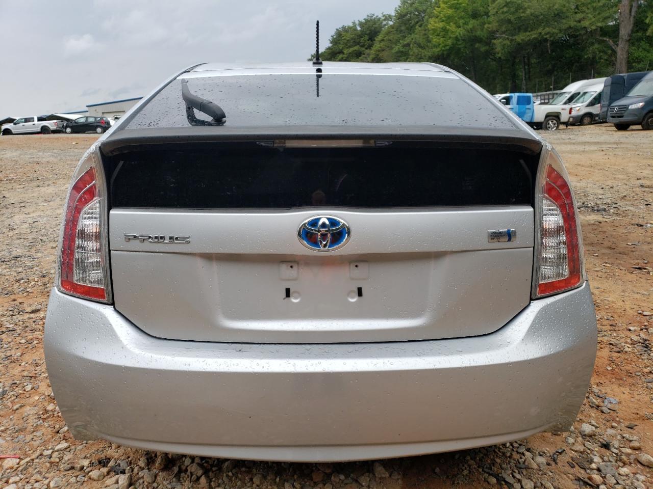 2012 Toyota Prius - Image 6