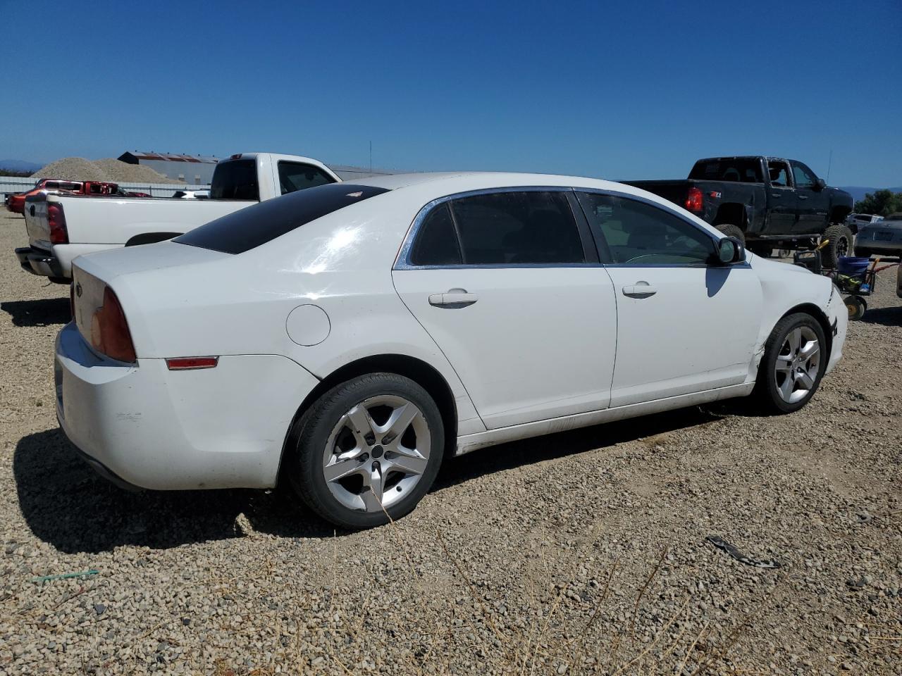 2011 Chevrolet Malibu Ls - Фото 3