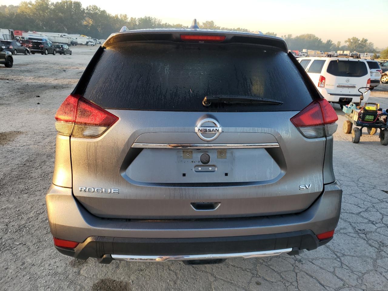 2018 Nissan Rogue S - Image 6
