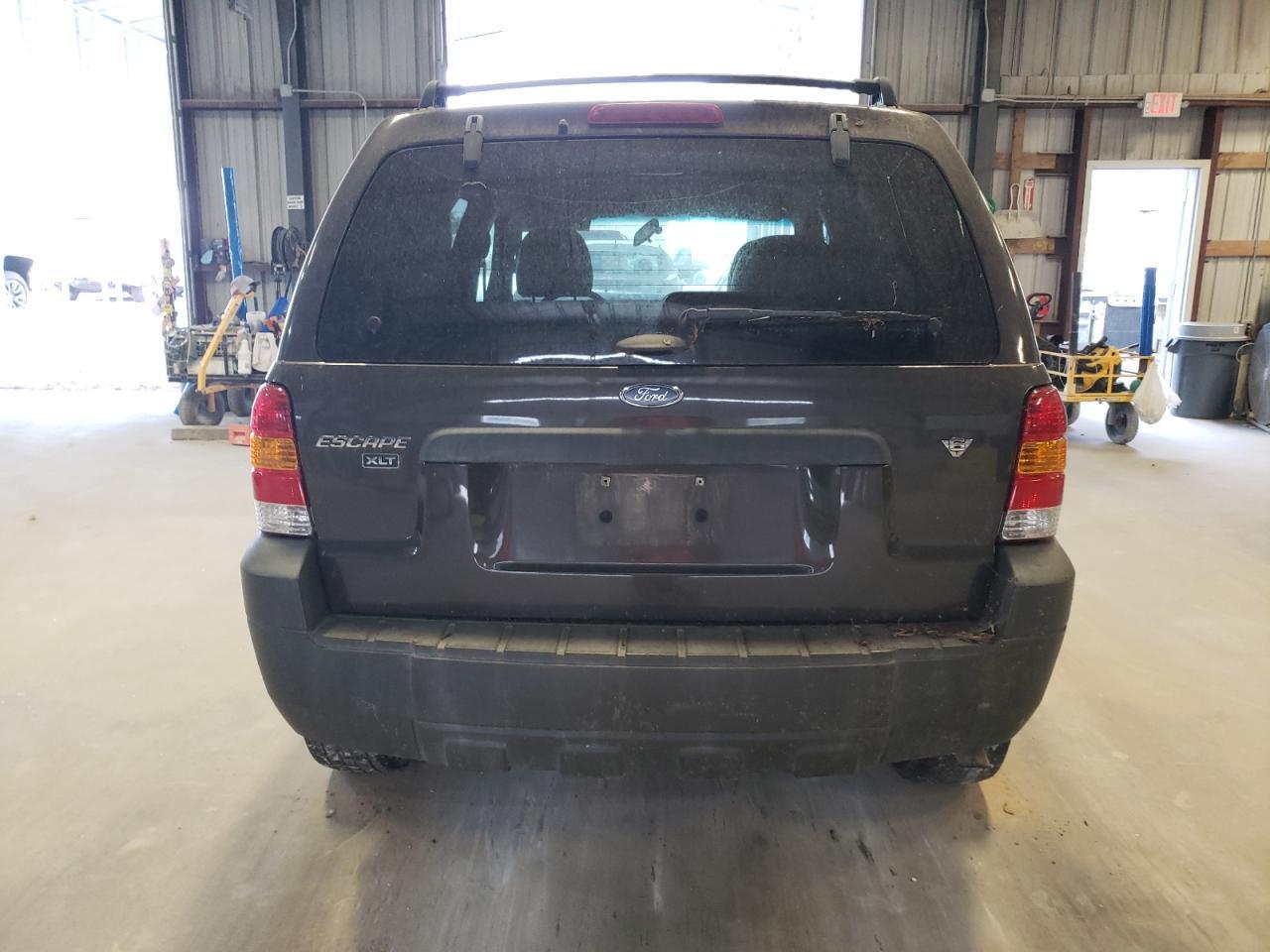 2007 Ford Escape Xlt - Image 6
