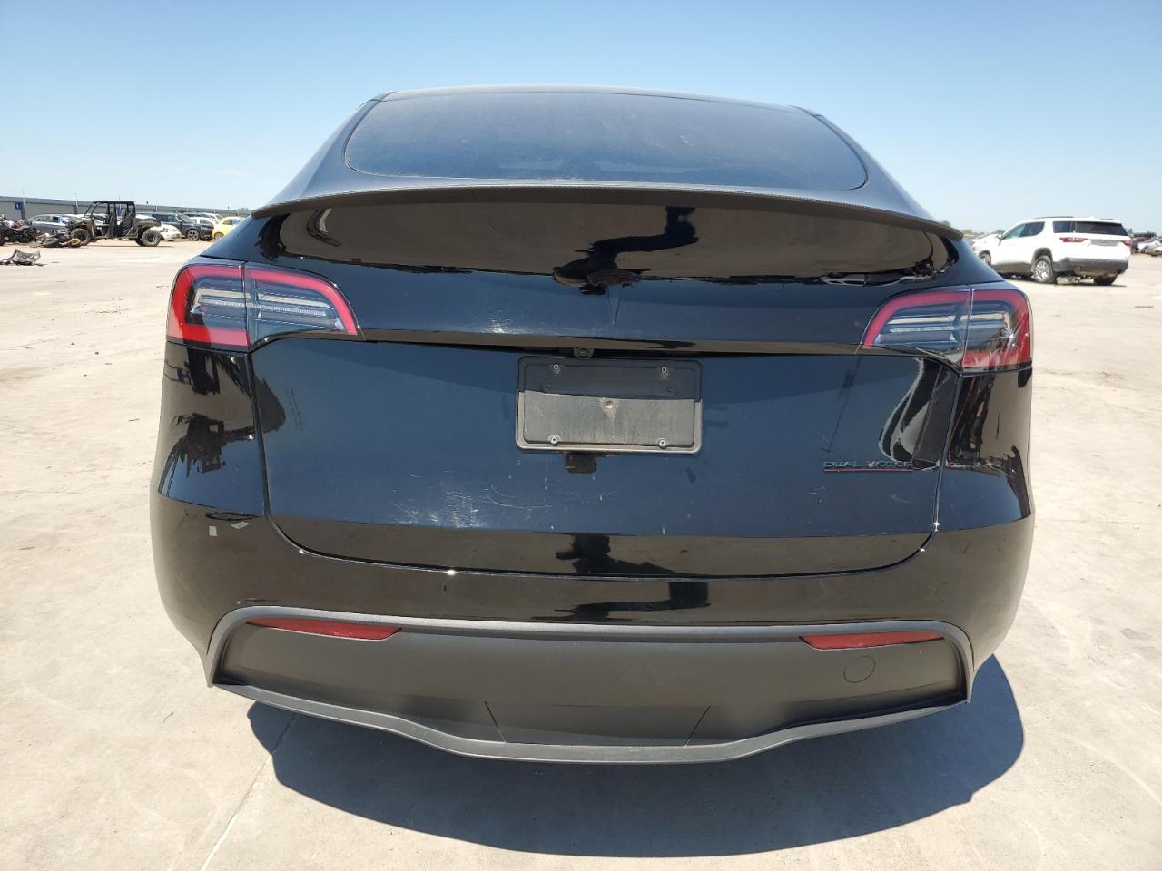 2023 Tesla Model Y - Фото 6