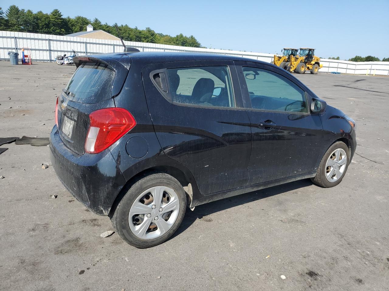 2021 Chevrolet Spark Ls - Фото 3