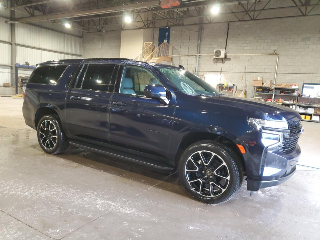 2024 Chevrolet Suburban K1500 Rst - Фото 4