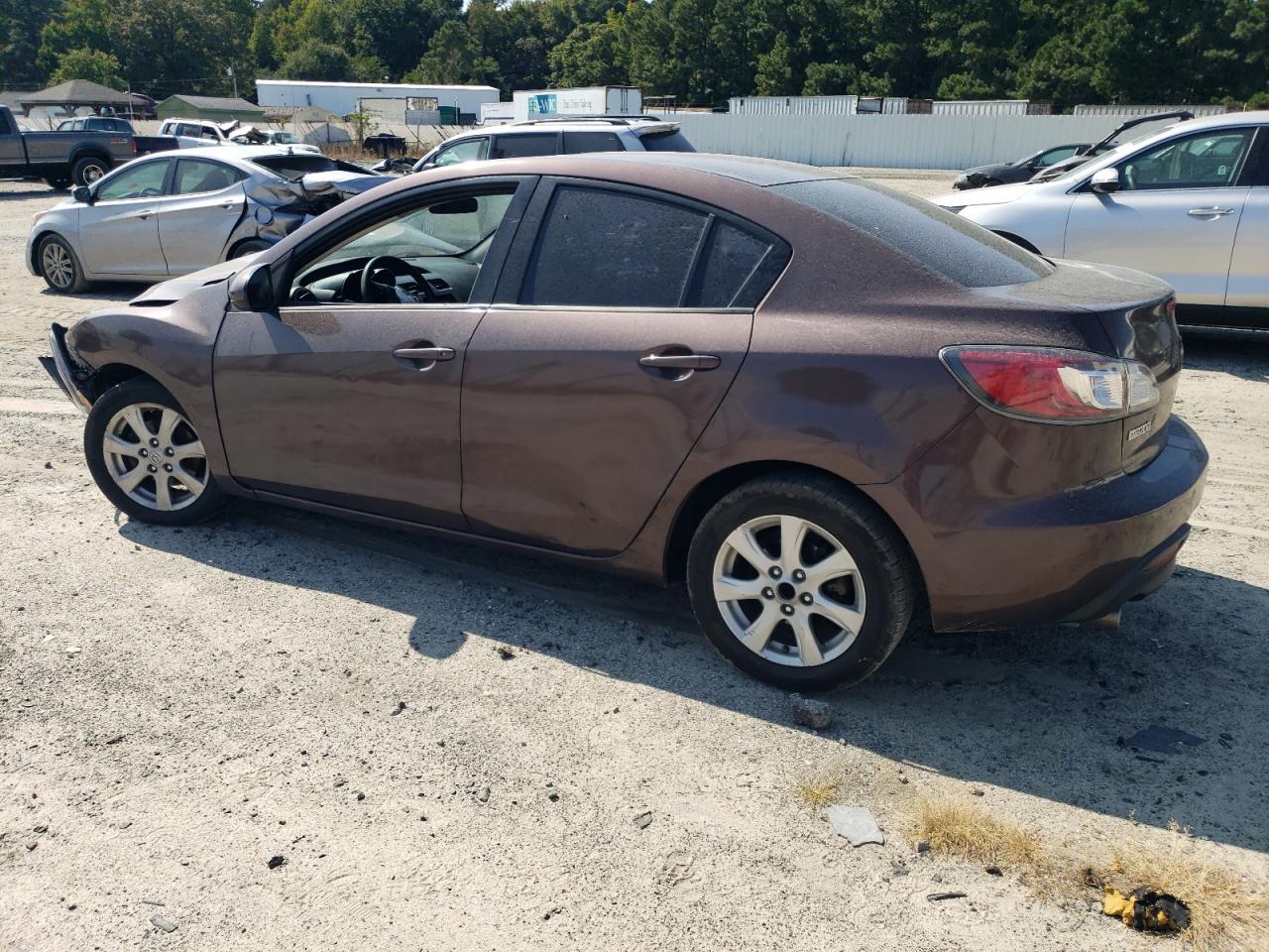 2011 Mazda 3 I - Фото 2