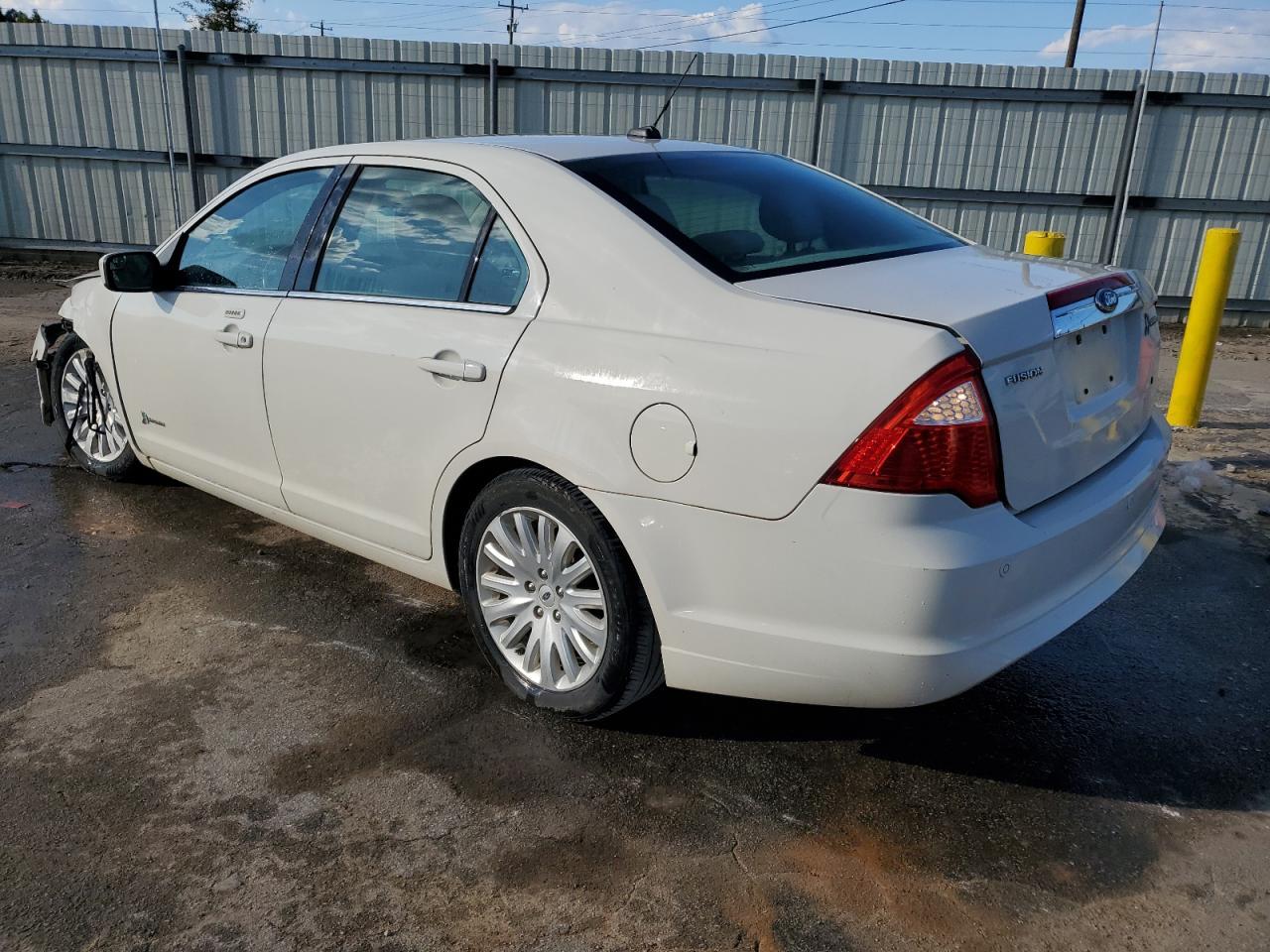 2012 Ford Fusion Hybrid - Фото 2