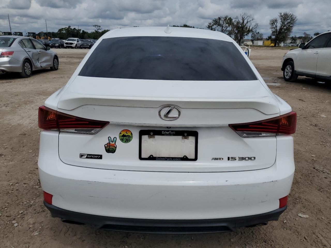 2017 Lexus Is 300 - Image 6