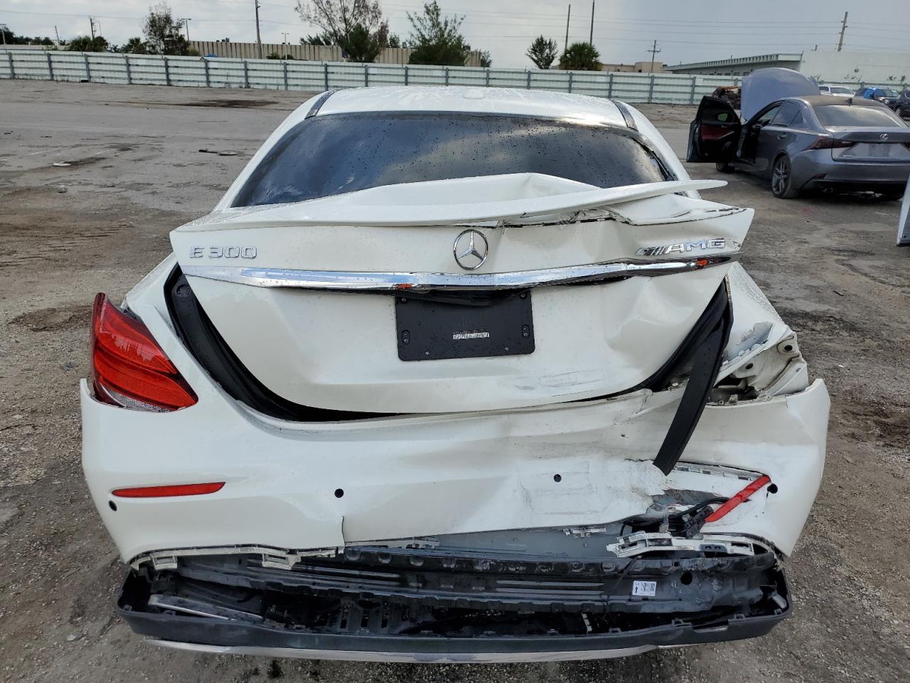 2017 Mercedes-Benz E 300 - Image 6