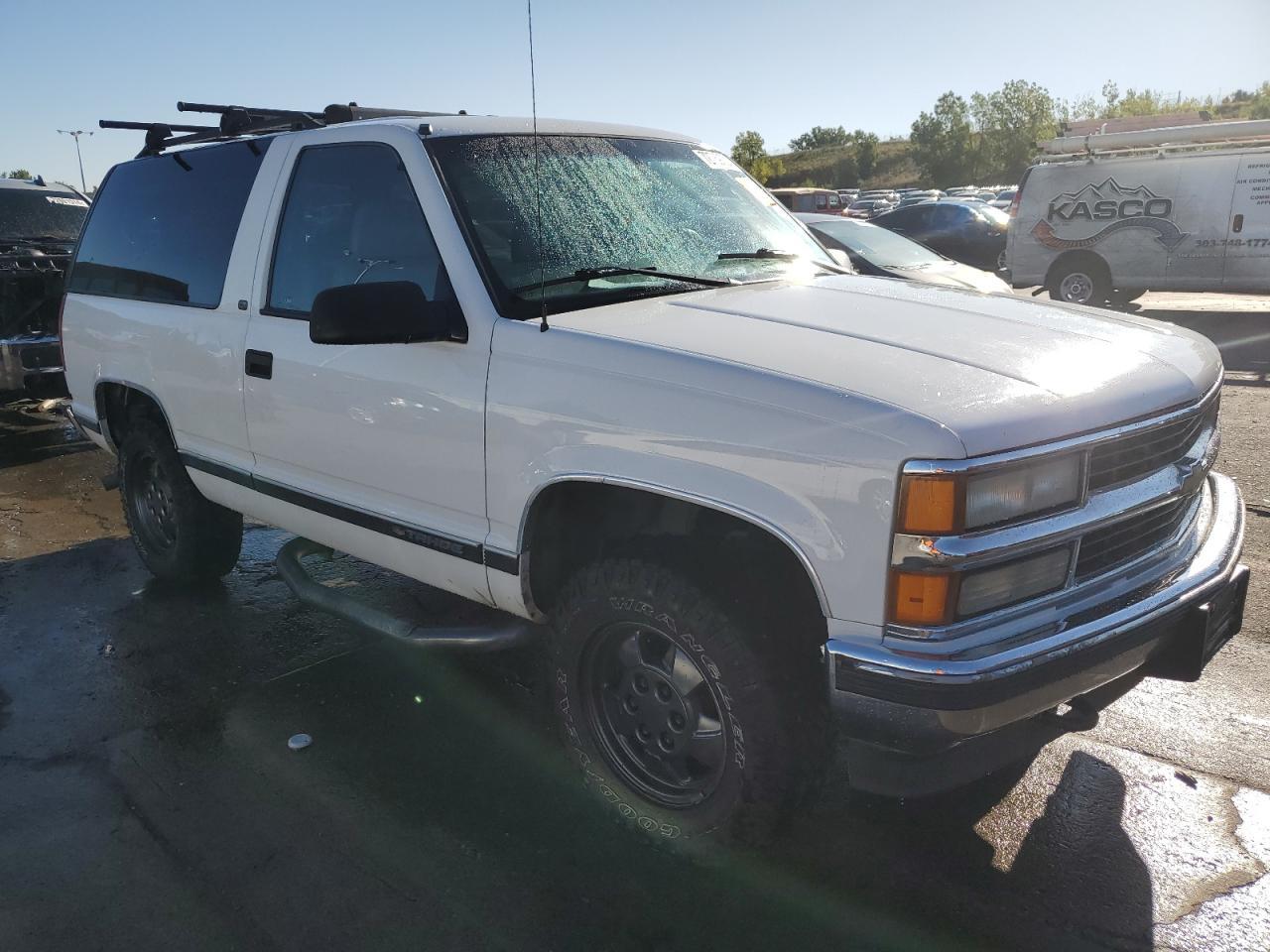 1999 Chevrolet Tahoe K1500 - Фото 4