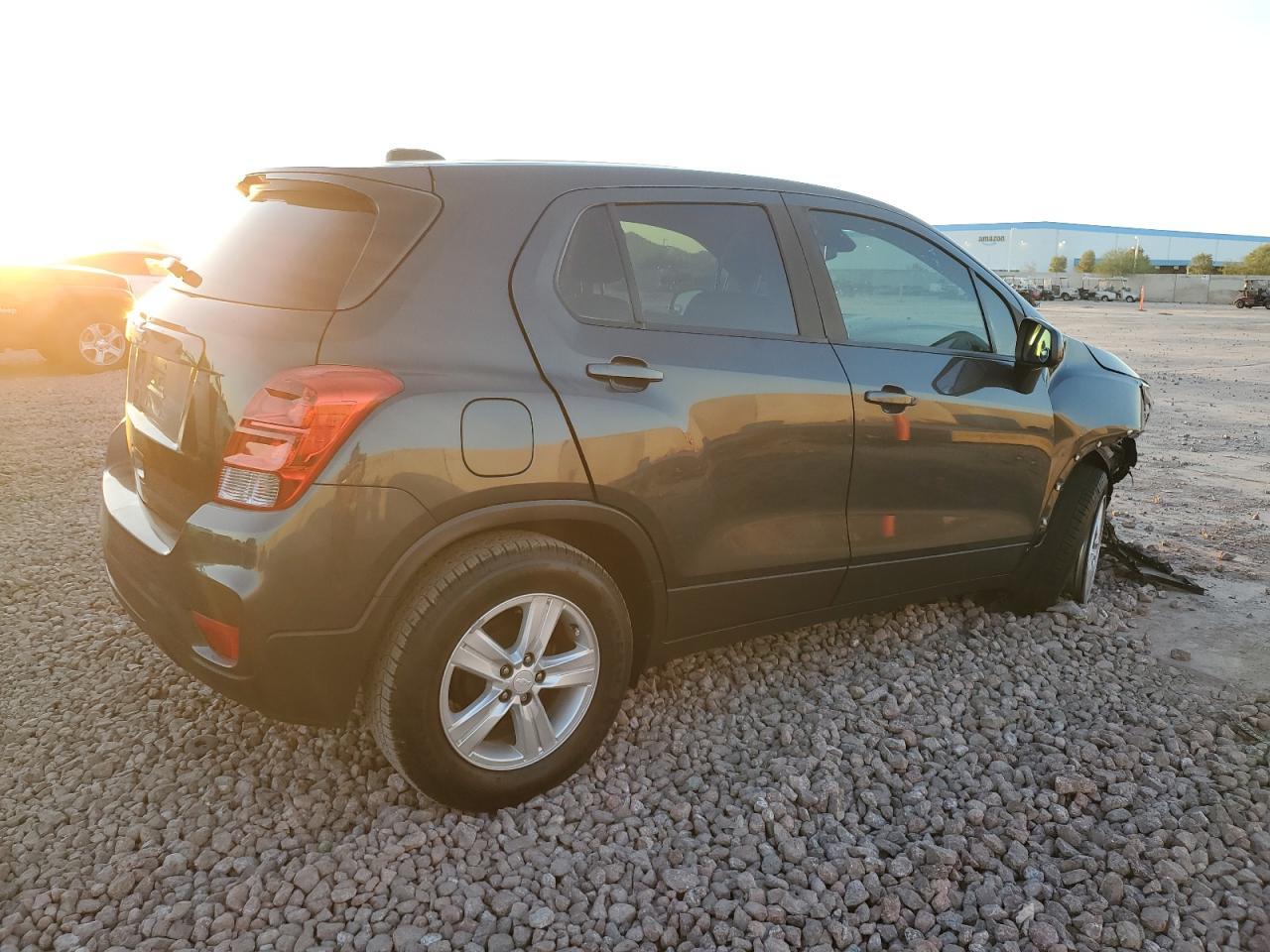 2020 Chevrolet Trax Ls - Фото 3