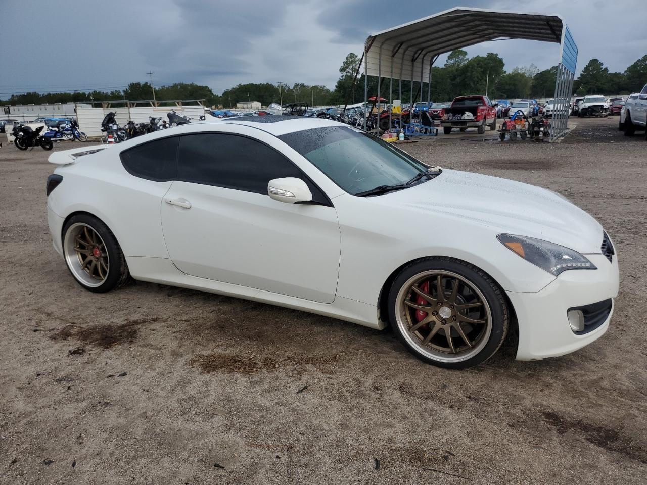 2011 Hyundai Genesis Coupe 3.8L - Фото 4