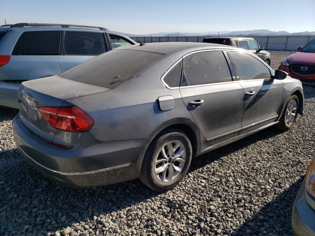 2016 Volkswagen Passat S - Image 3