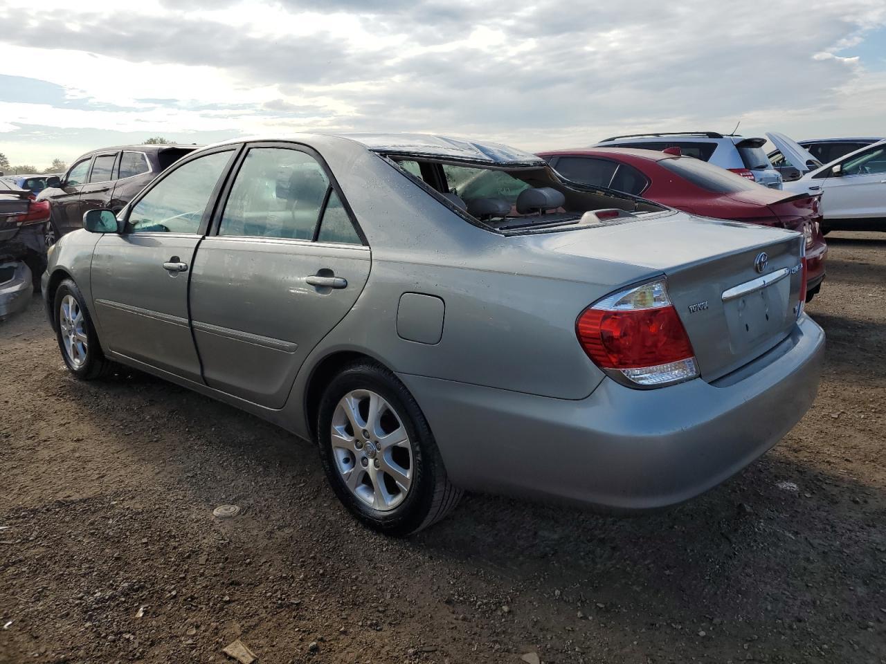 2006 Toyota Camry Le - Image 2