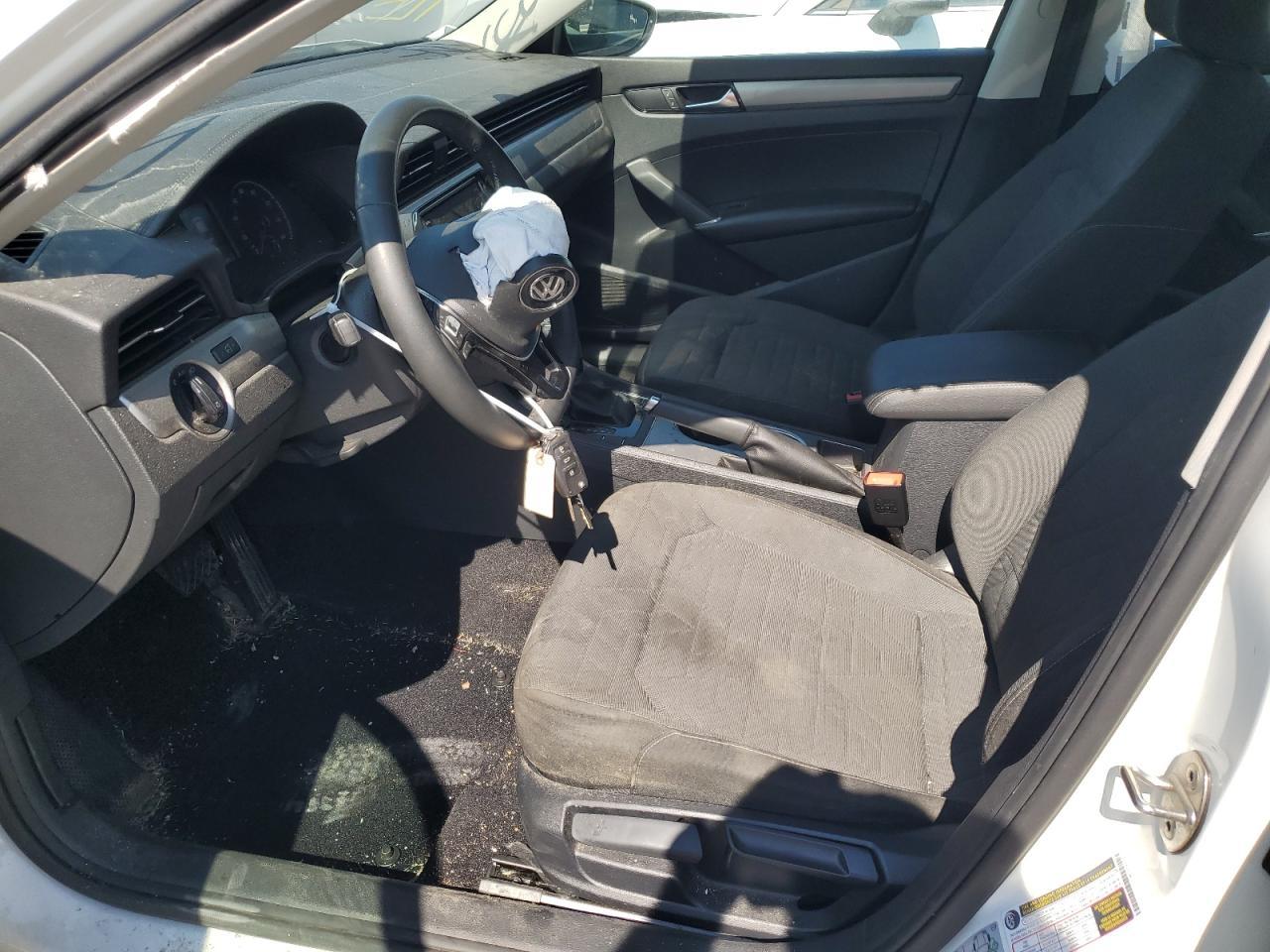 2021 Volkswagen Passat S - Image 7