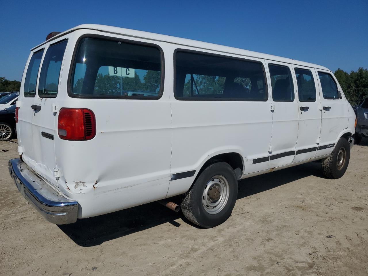 2002 Dodge Ram Wagon B3500 - Image 3