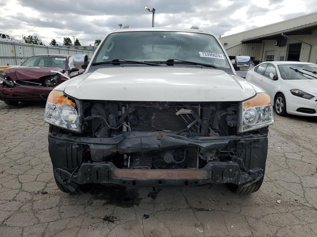 2011 Nissan Armada Sv - Фото 5