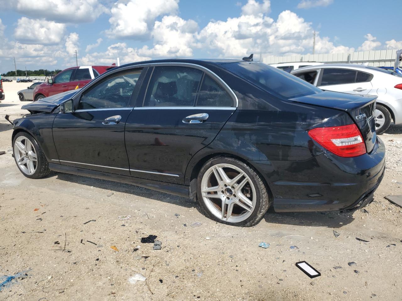 2014 Mercedes-Benz C 250 - Image 2