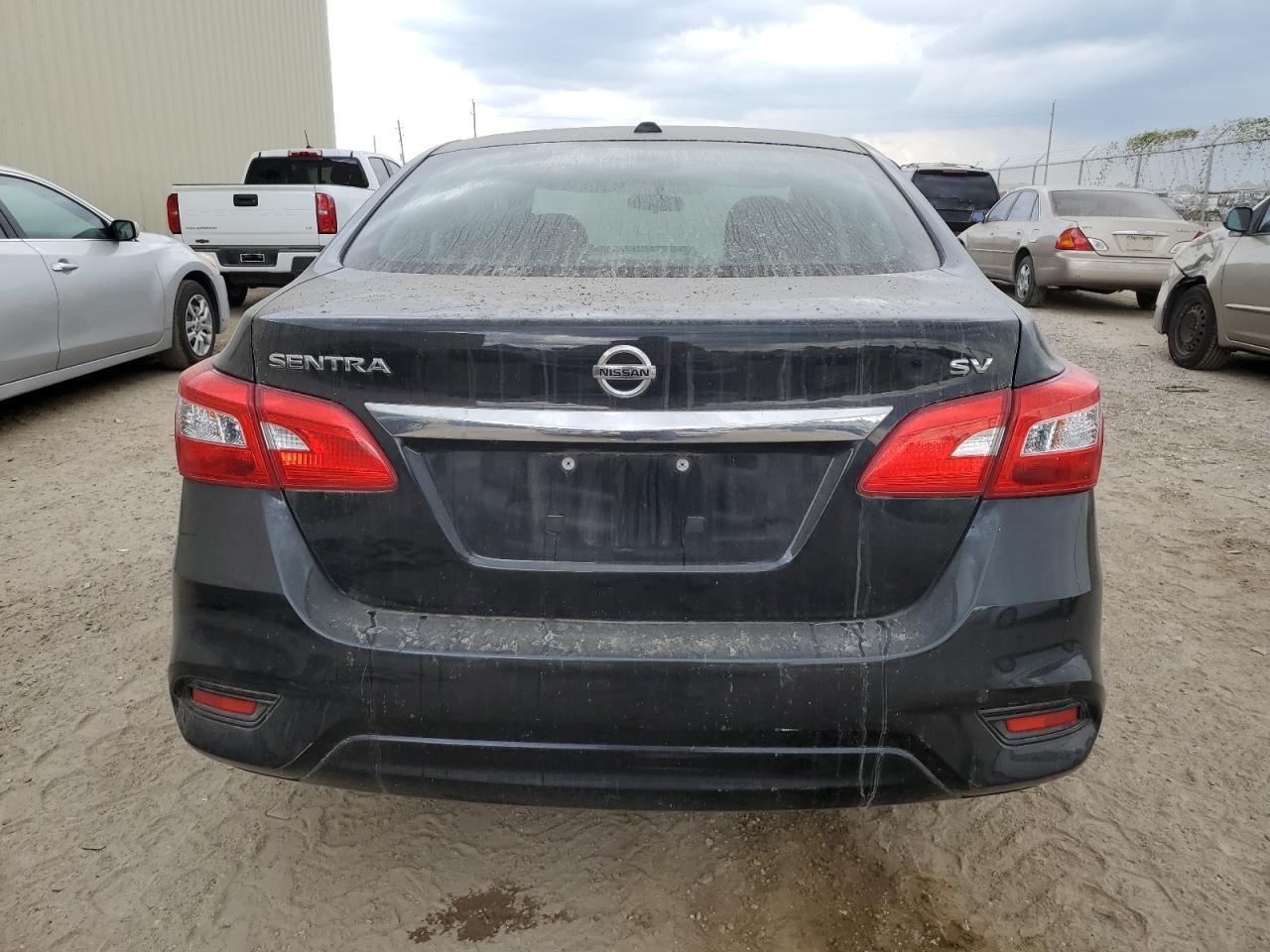 2019 Nissan Sentra S - Image 6