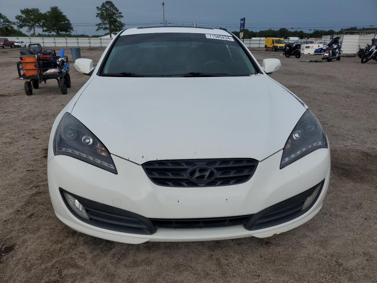 2011 Hyundai Genesis Coupe 3.8L - Фото 5