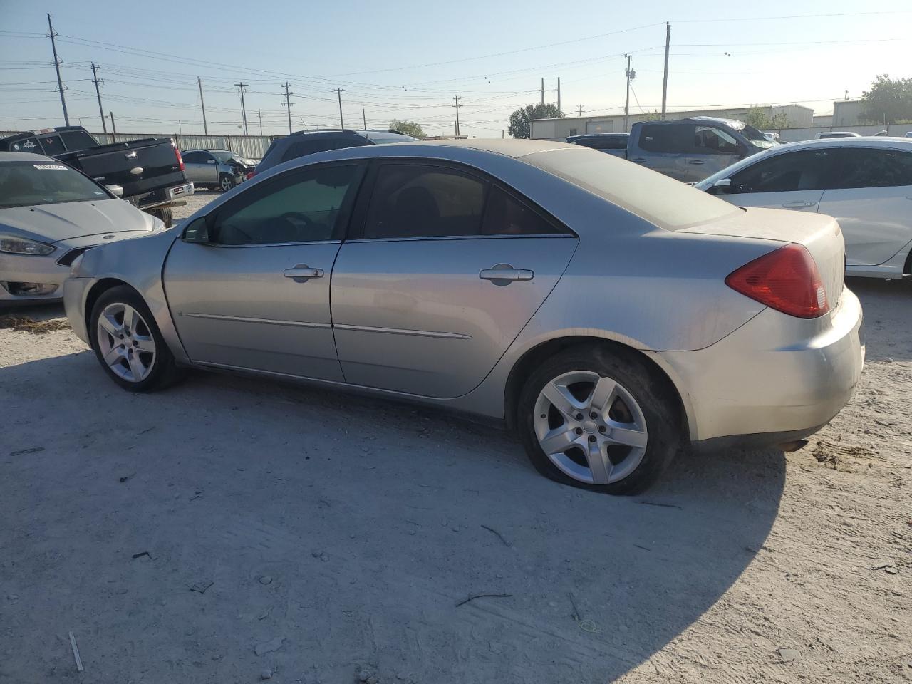 2008 Pontiac G6 Base - Фото 2