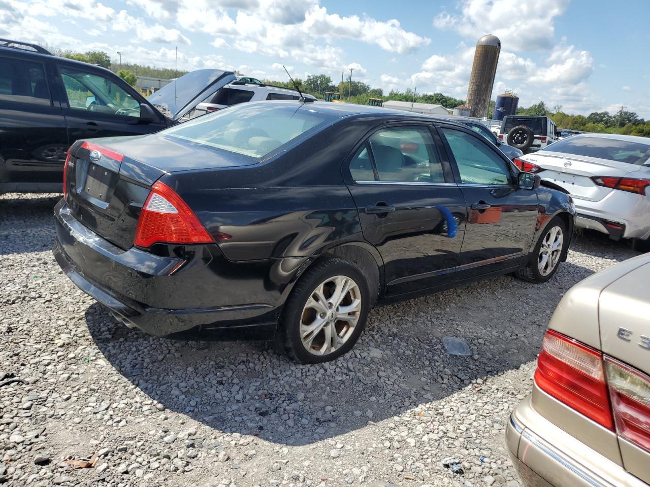 2012 Ford Fusion Se - Image 3