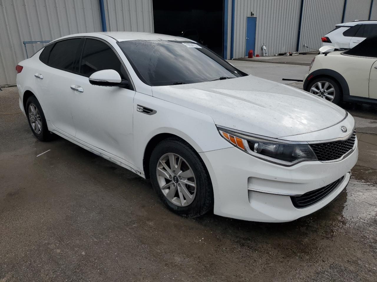 2016 Kia Optima Lx - Image 4
