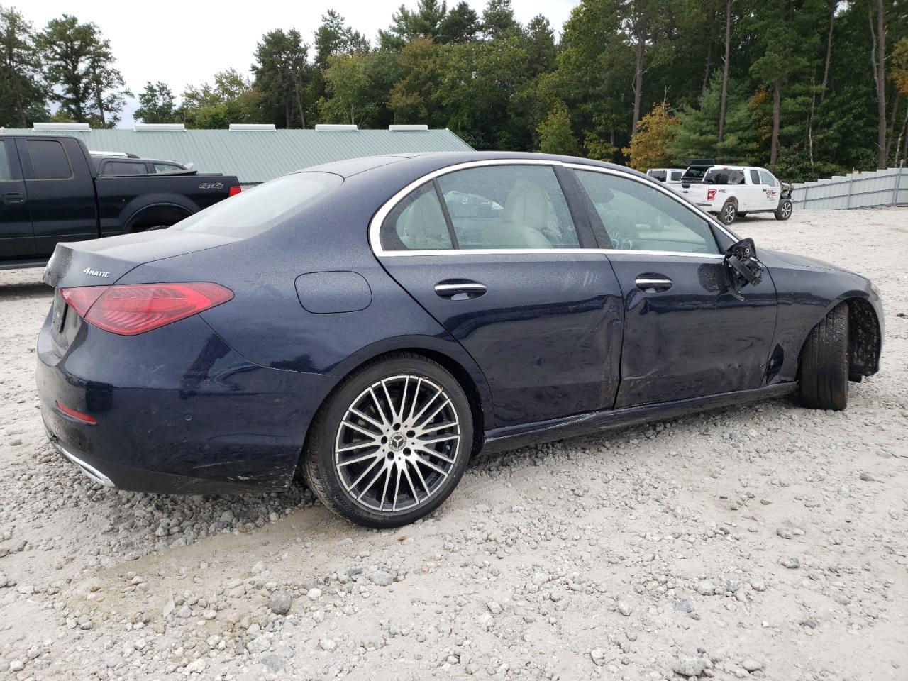 2022 Mercedes-Benz C 300 4Matic - Image 3