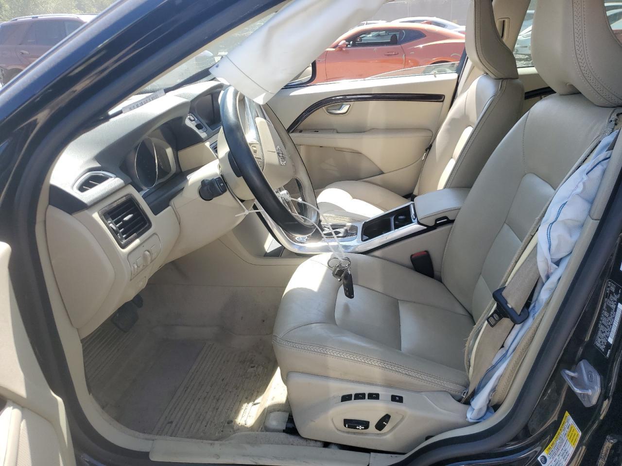 2016 Volvo Xc70 T5 Platinum - Image 7