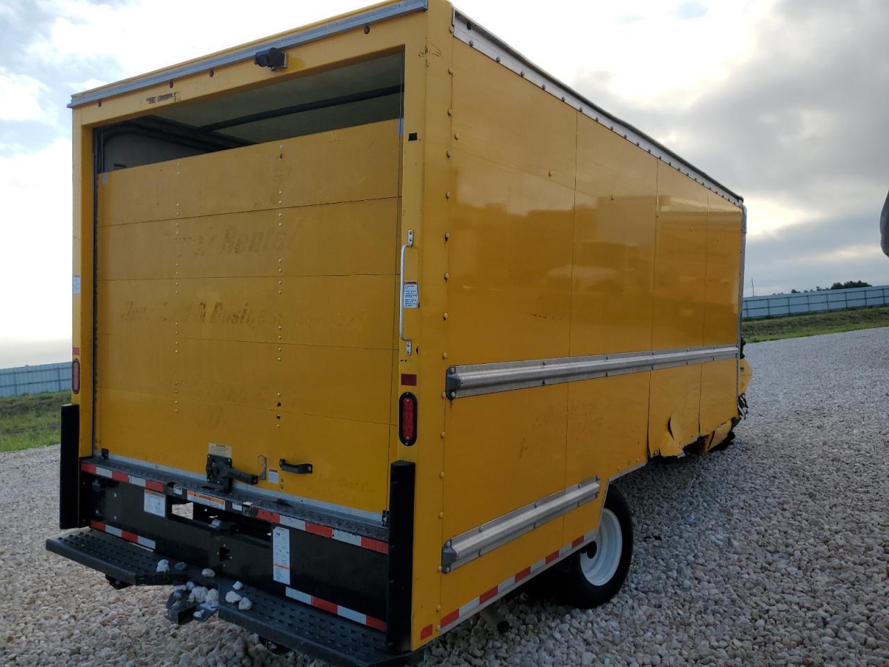 2021 Ford Econoline E350 Super Duty Cutaway Van - Image 3