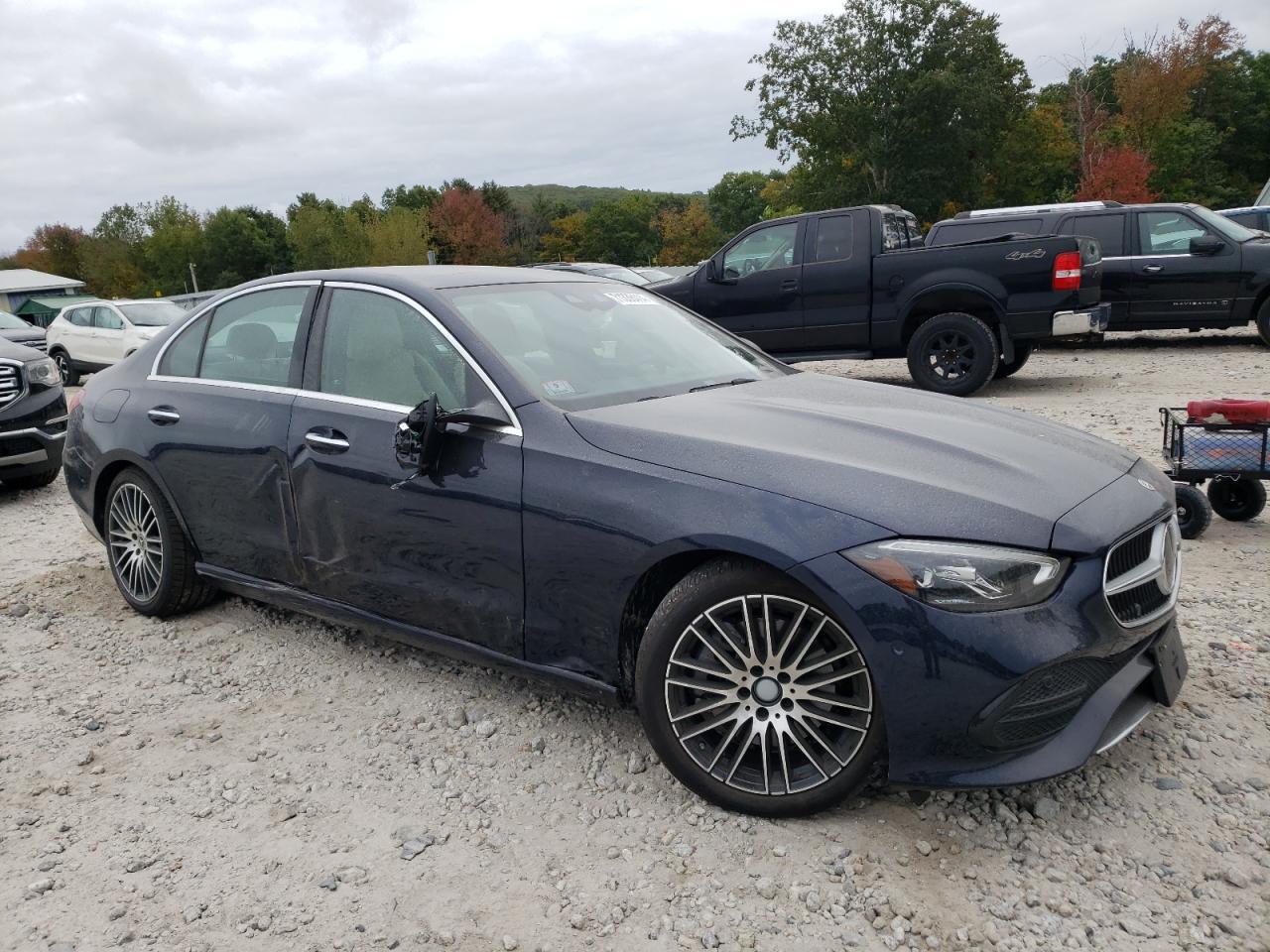 2022 Mercedes-Benz C 300 4Matic - Image 4