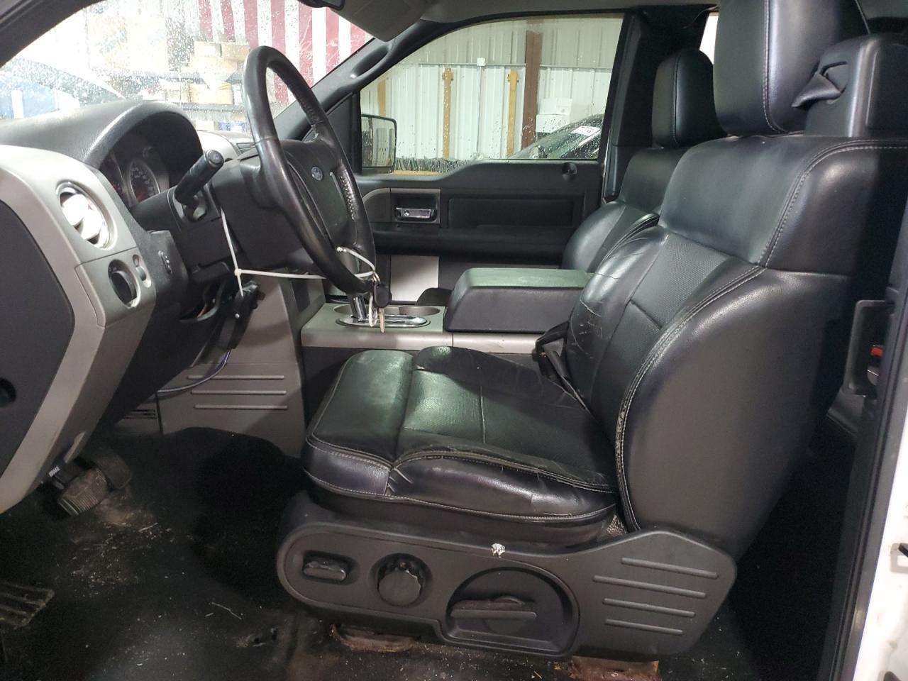 2004 Ford F150 - Image 7