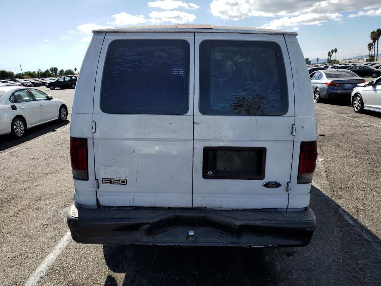2003 Ford Econoline E150 Van - Image 6