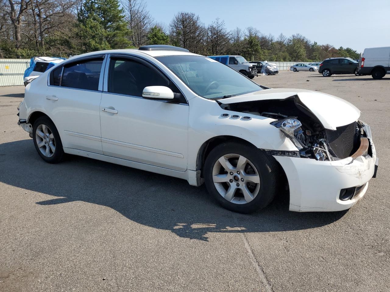2008 Nissan Altima 3.5Se - Image 4