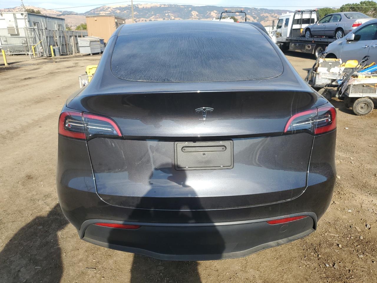 2024 Tesla Model Y - Image 6
