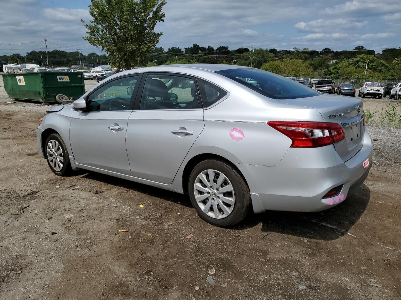 2017 Nissan Sentra S - Фото 2