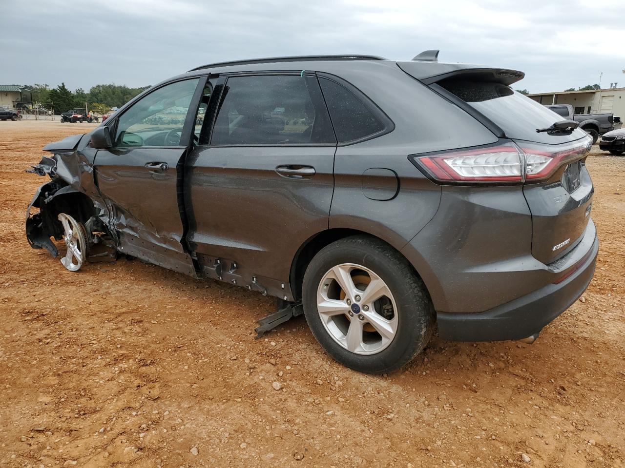 2017 Ford Edge Se - Фото 2